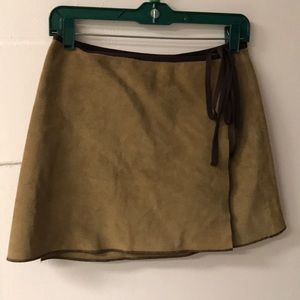🚫SOLD🚫Vintage Suede Wrap Skirt!